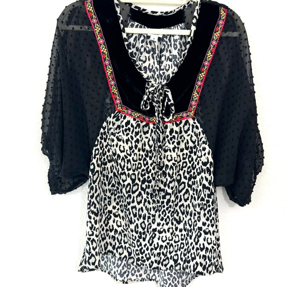 Ivy Jane Womens Blouse Top Size S Batwing Velvet Embroidered Animal Print Black